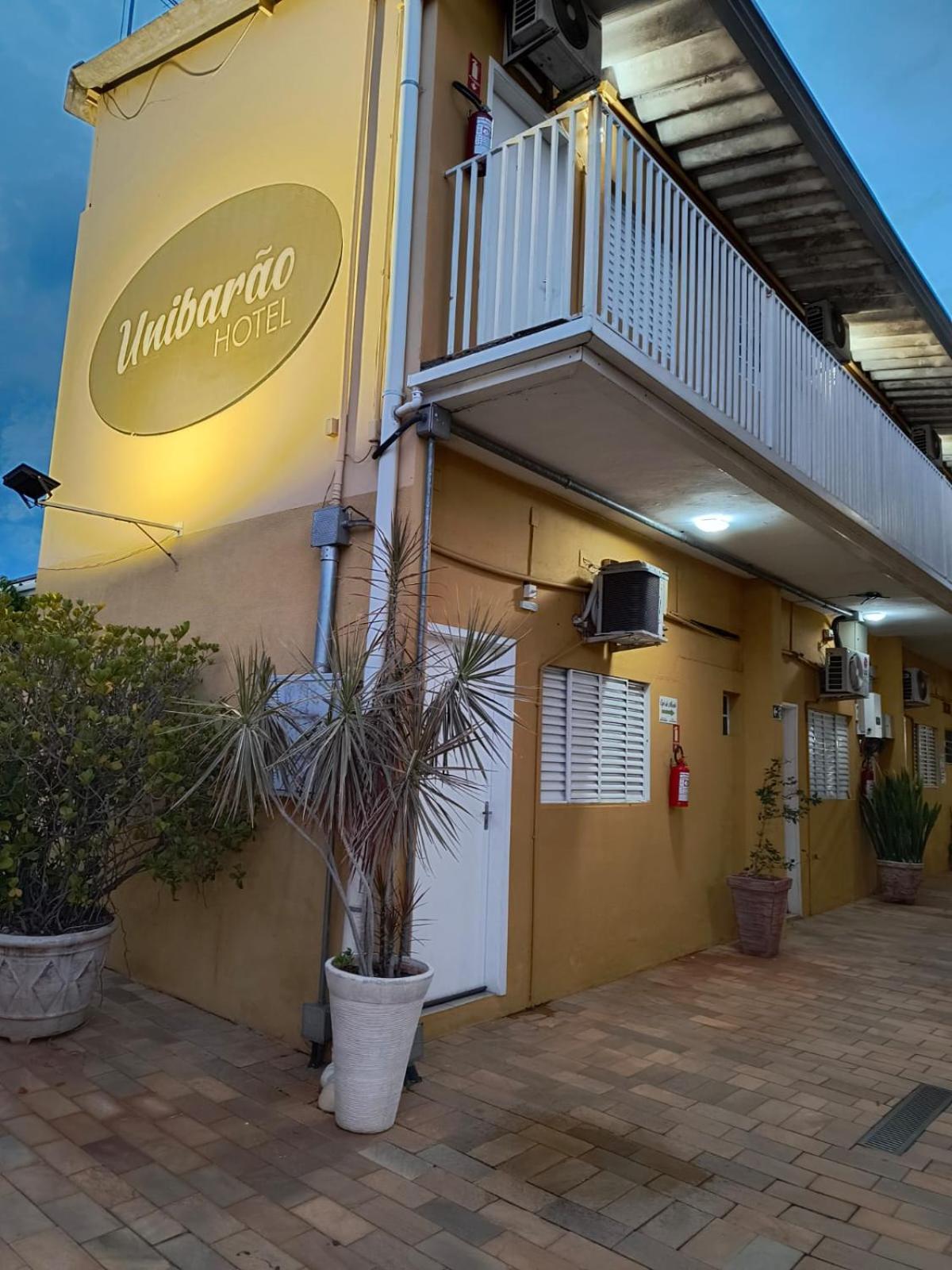 Unibarao Hotel -Proximo As Universidades Unicamp-Puc-Hospitais -Bancos-Restaurantes-Praca Capital -Shopping Dom Pedro - Expo Dom Pedro-Ceasa Campinas  Exterior foto